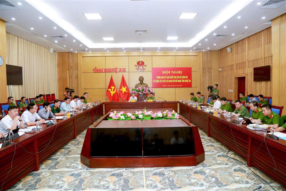 Toàn cảnh Hội nghị.