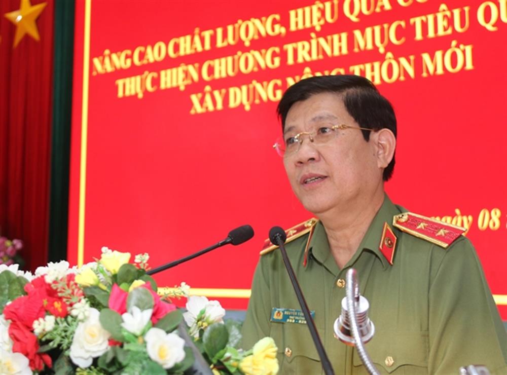 Thứ trưởng Nguyễn Văn Sơn phát biểu tại Hội thảo.