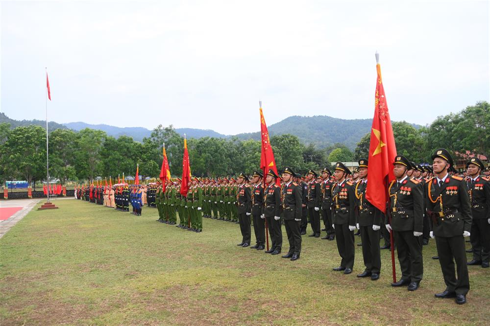 Các khối diễu binh, diễu hành của lực lượng Công an nhân dân tại Lễ tổng kết.