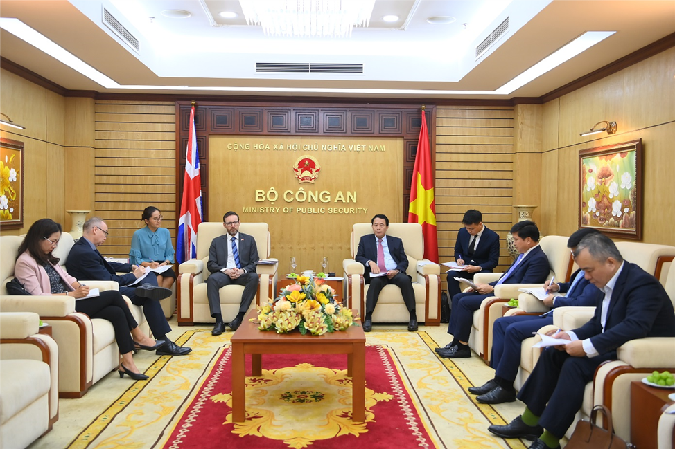 Toàn cảnh buổi tiếp.