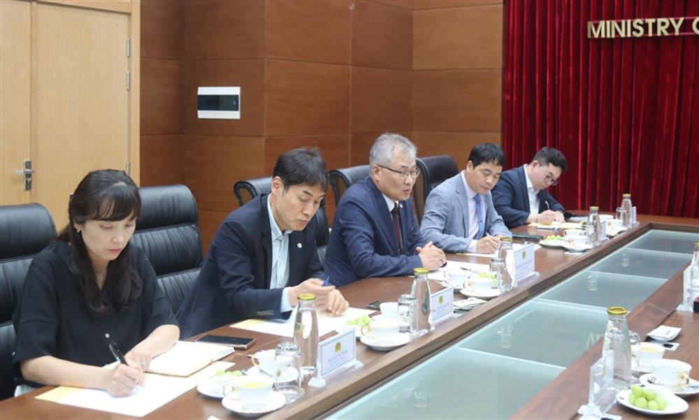 Ngài Baek Hak-seo phát biểu tại buổi tiếp.