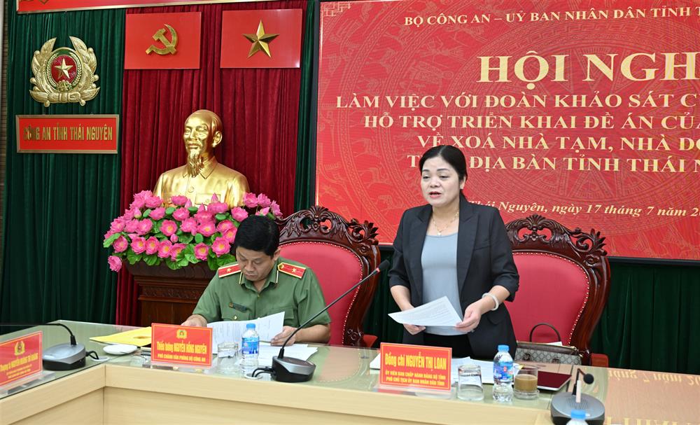 Thiếu tướng Nguyễn Hồng Nguyên, Phó Chánh Văn phòng Bộ phát biểu tại Hội nghị.
