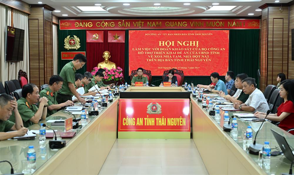 Toản cảnh Hội nghị.