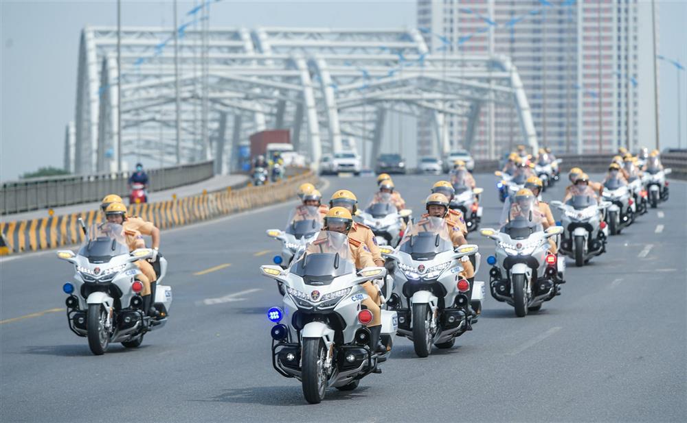 Dự thảo Thông tư này kế thừa một số nội dung và bổ sung các nội dung mới phù hợp thực tiễn, đáp ứng yêu cầu của Luật Trật tự, an toàn giao thông đường bộ vừa được Quốc hội thông qua.