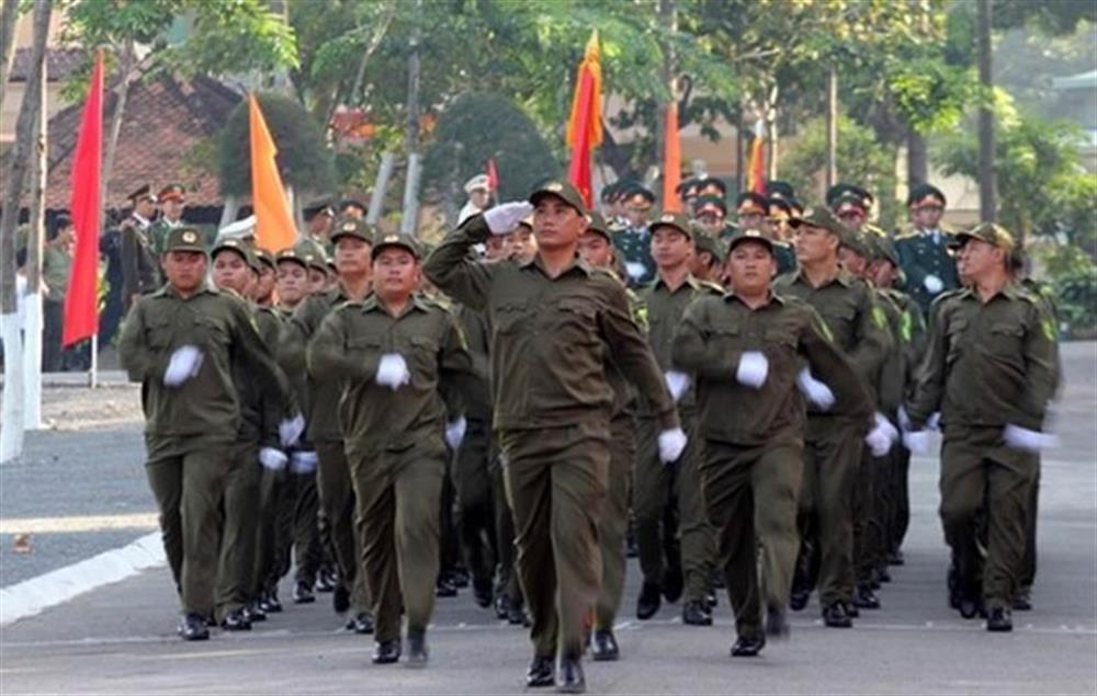 Lực lượng tham gia bảo vệ an ninh, trật tự ở cơ sở.